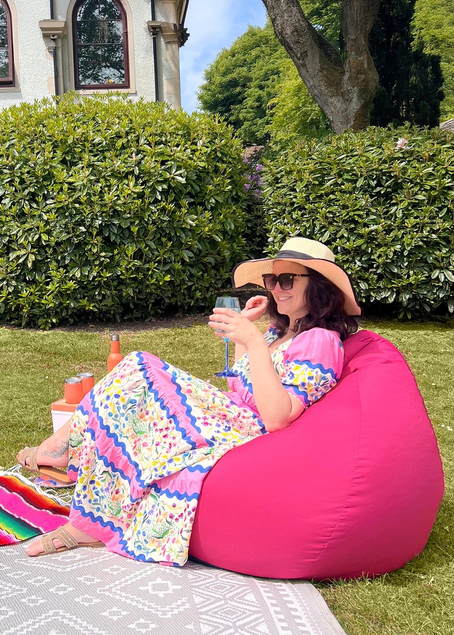 rucomfy Indoor/Outdoor Slouchbag Cerise Pink Beanbag