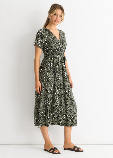Gini London Short Sleeve Animal Print Wrap Front Midi Dress