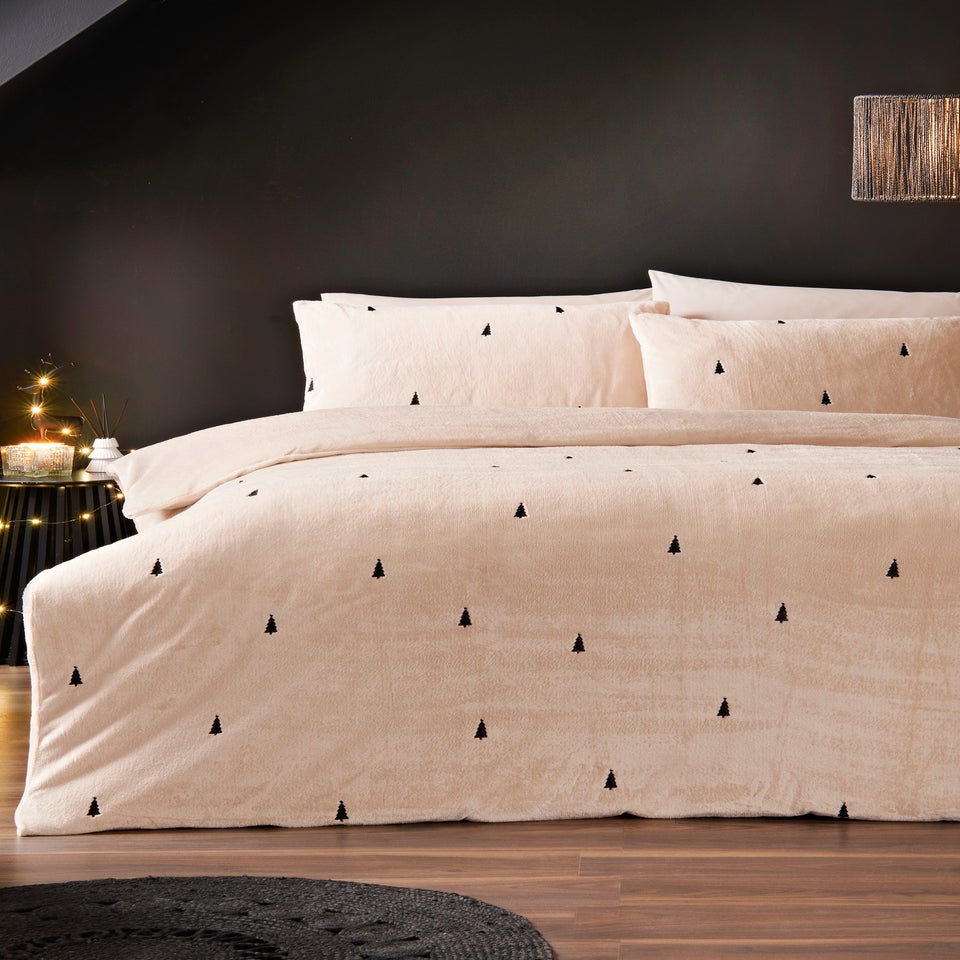 Cream Mono Embroidered Fleece Duvet Set
