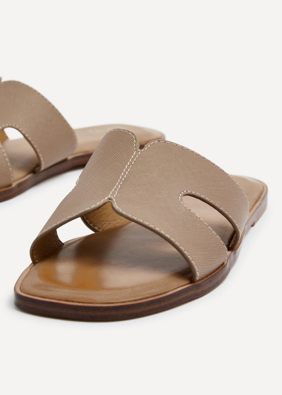 Linzi Petra Taupe Faux Leather Link Design Flat Sandal