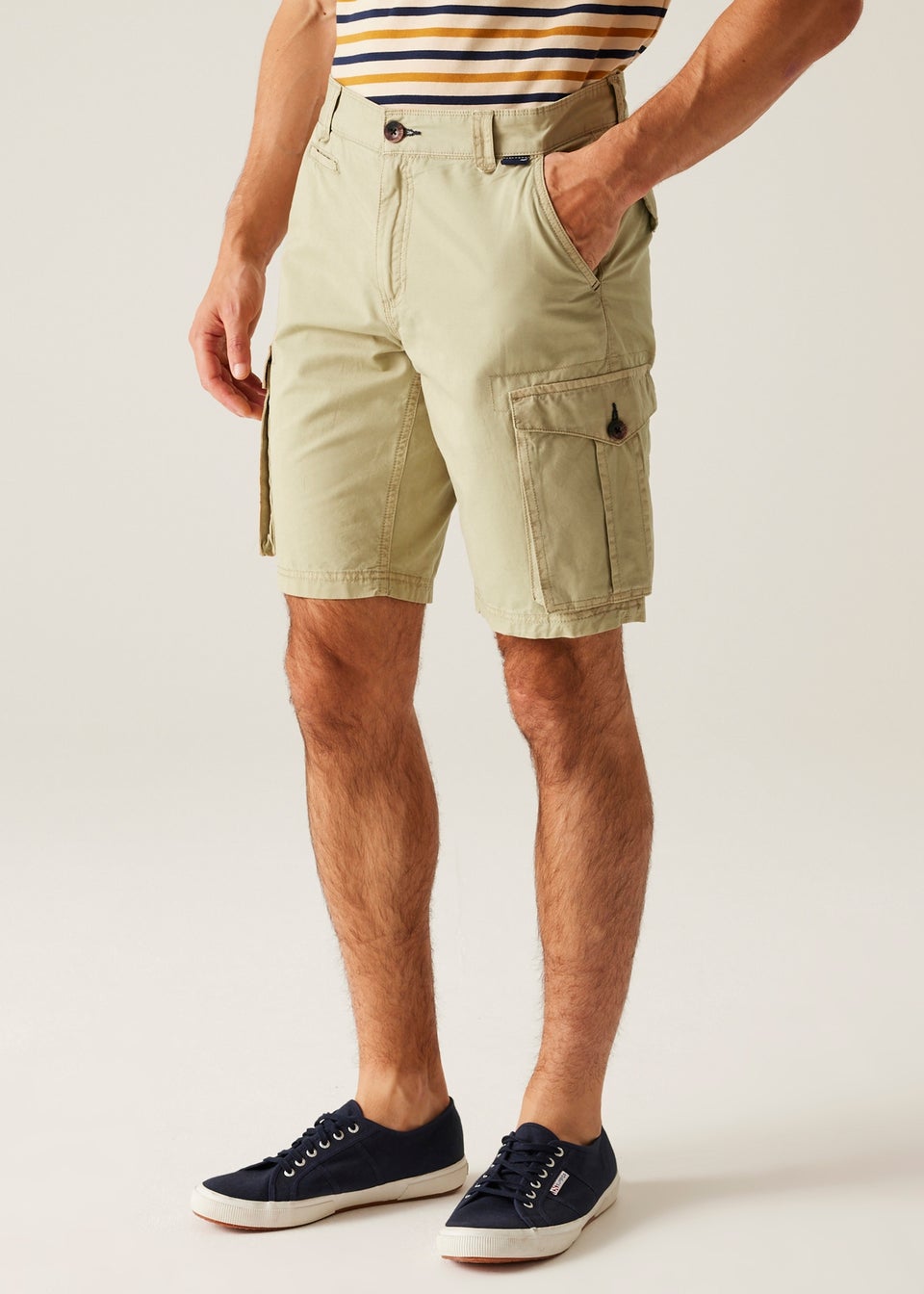 Regatta Ecru Shorebay II Multi-Pocket Shorts