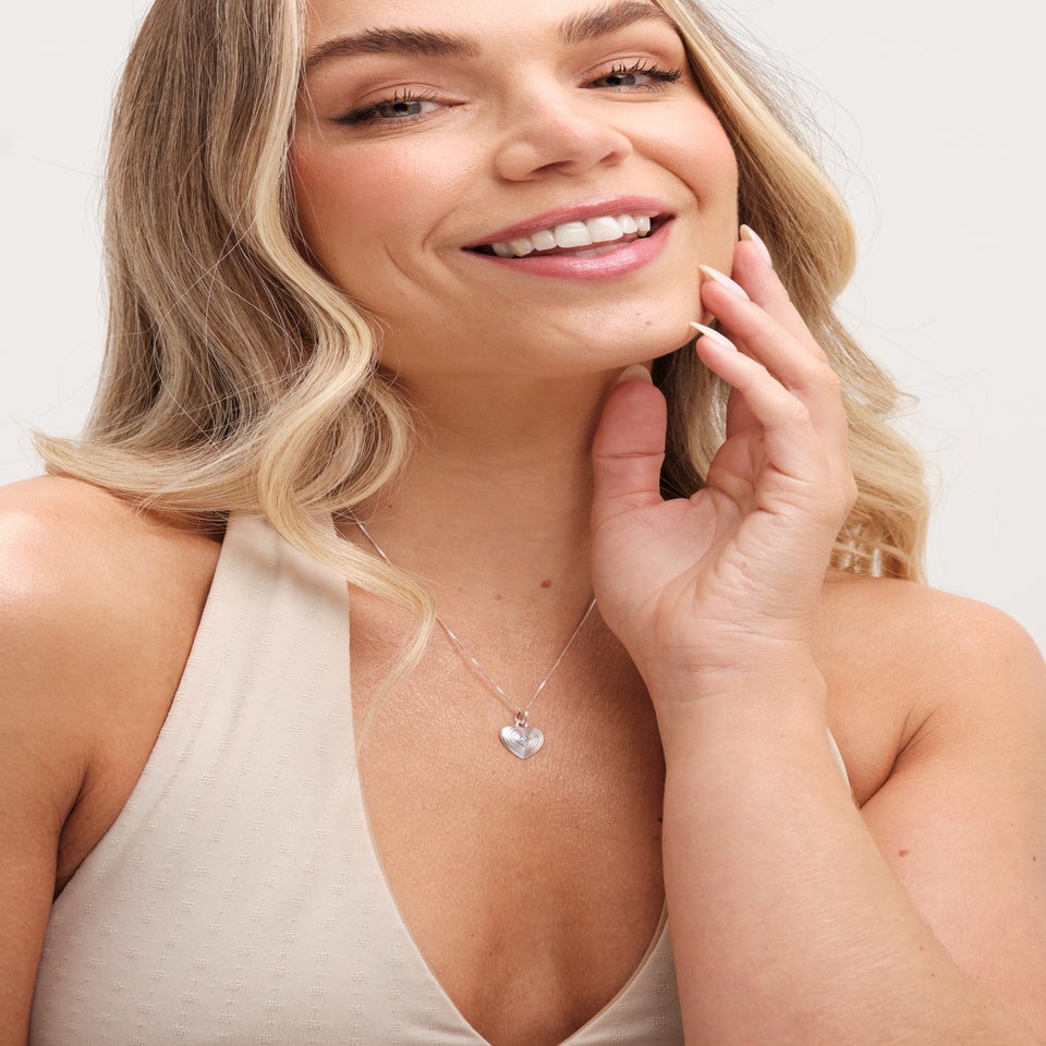 Simply Silver Sterling Silver 925 Ridged Cubic Zirconia Heart Pendant