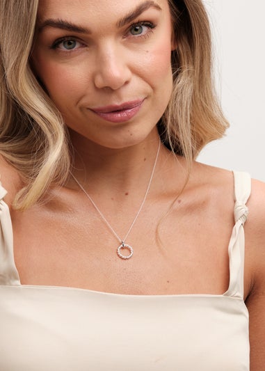 Simply Silver Sterling Silver 925 Twisted Open Wreath Pendant