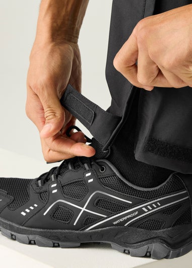 Regatta Black Highton Stret Waterproof, Breathable Trousers