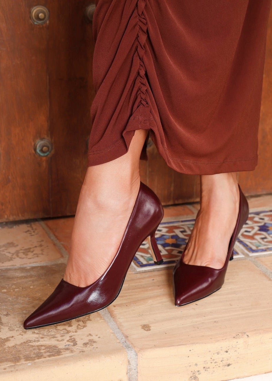 Linzi Kat Burgundy Faux Leather Court Heels