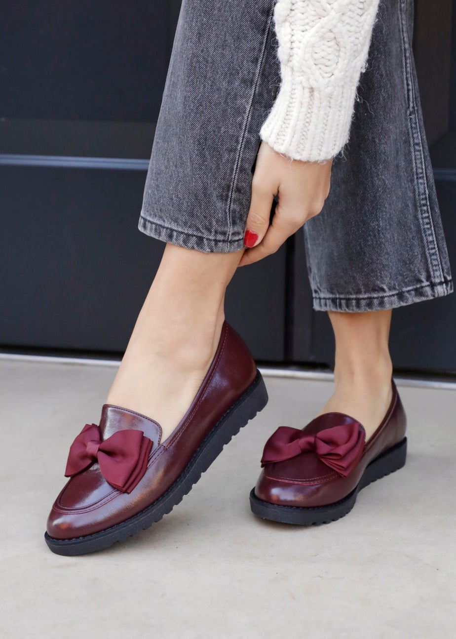 Linzi Cathy Burgundy High Shine Classic Slip On Loafer