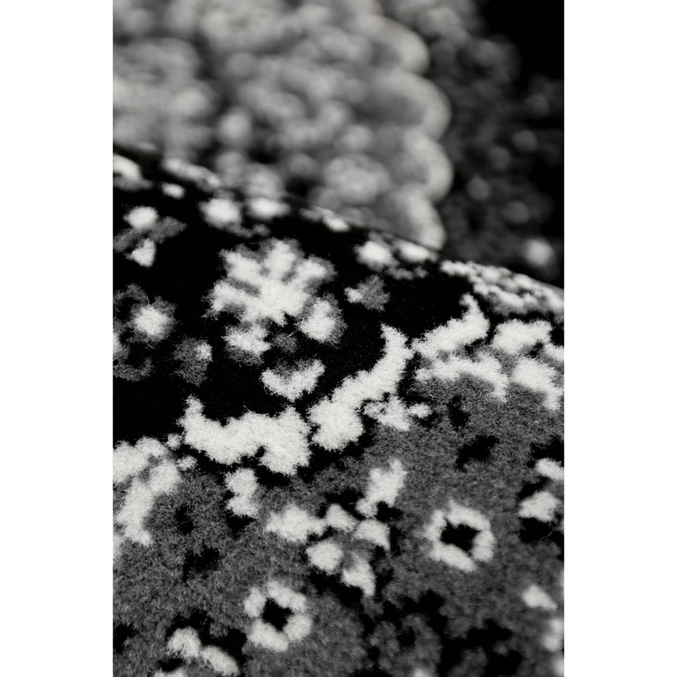 Homemaker Traditional Black Round Rug