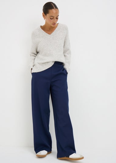 Oatmeal V-Neck Twist Jumper