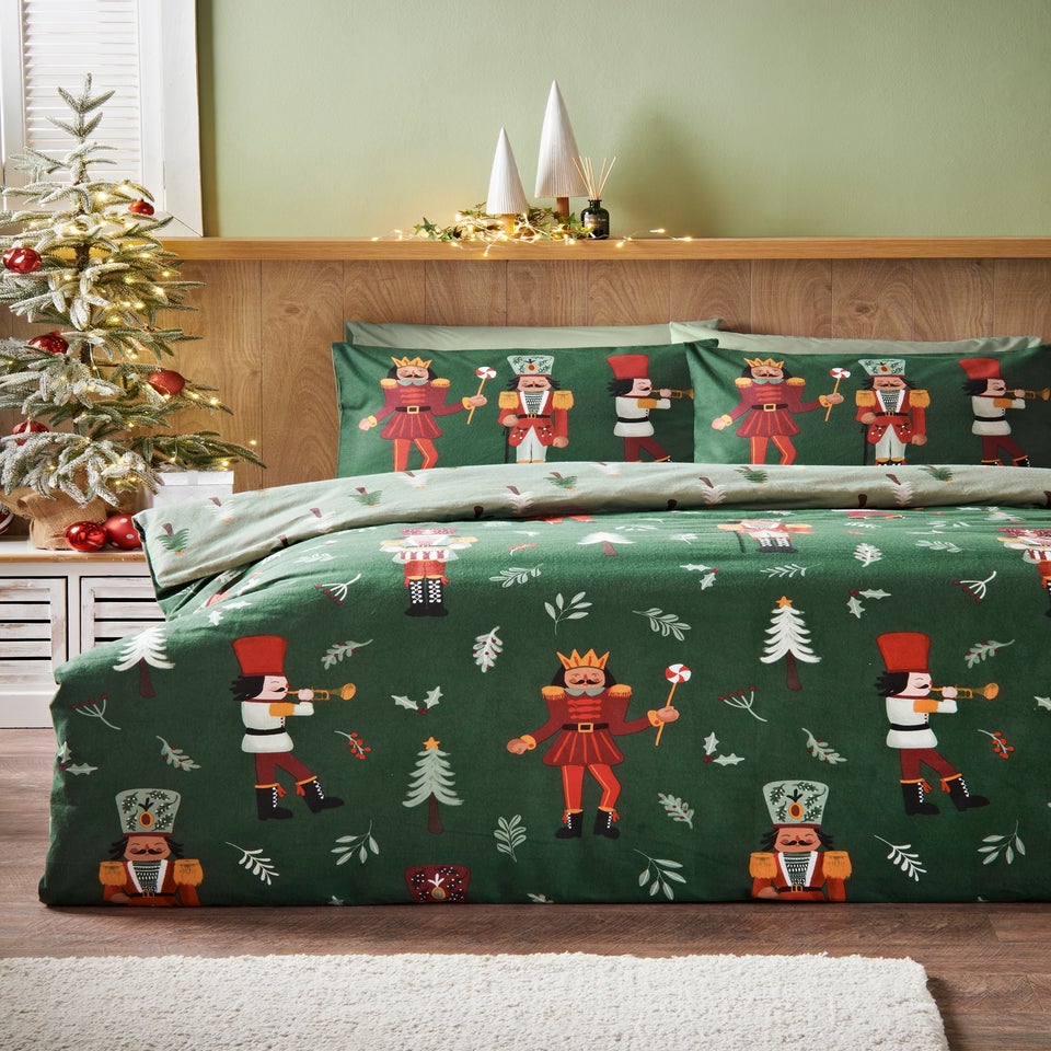 Green Christmas Nutcracker Duvet Set