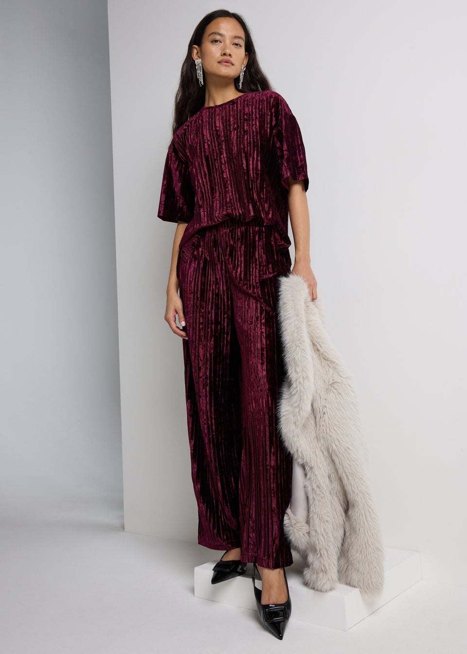 Et Vous Burgundy Velvet Plisse Co Ord Trousers