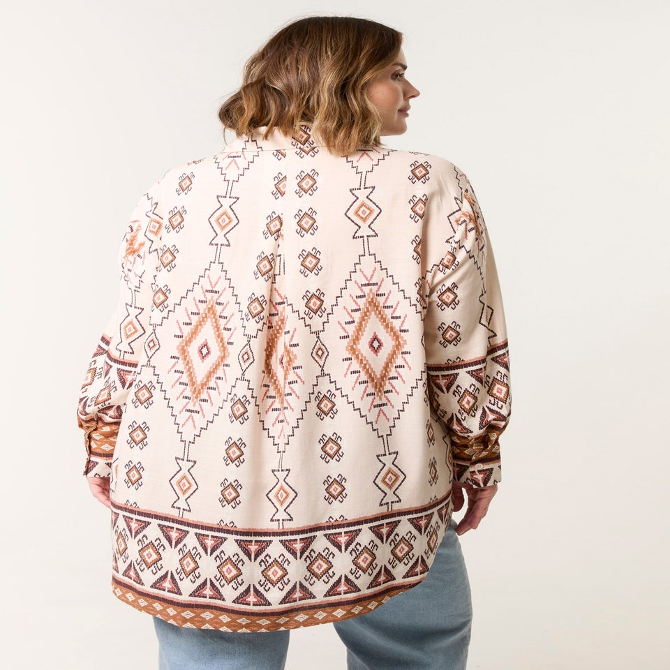 Blue Vanilla Stone Curve Geometric Print Shirt