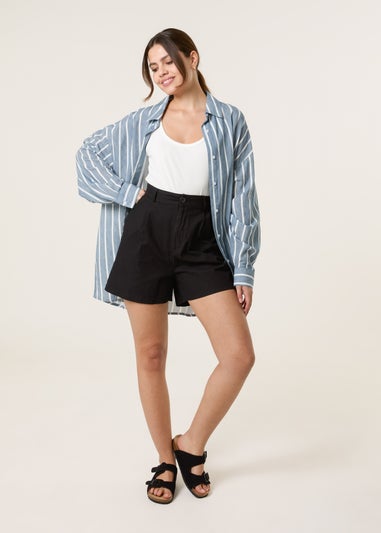 Blue Vanilla Ivory Shorts With Pleated Design