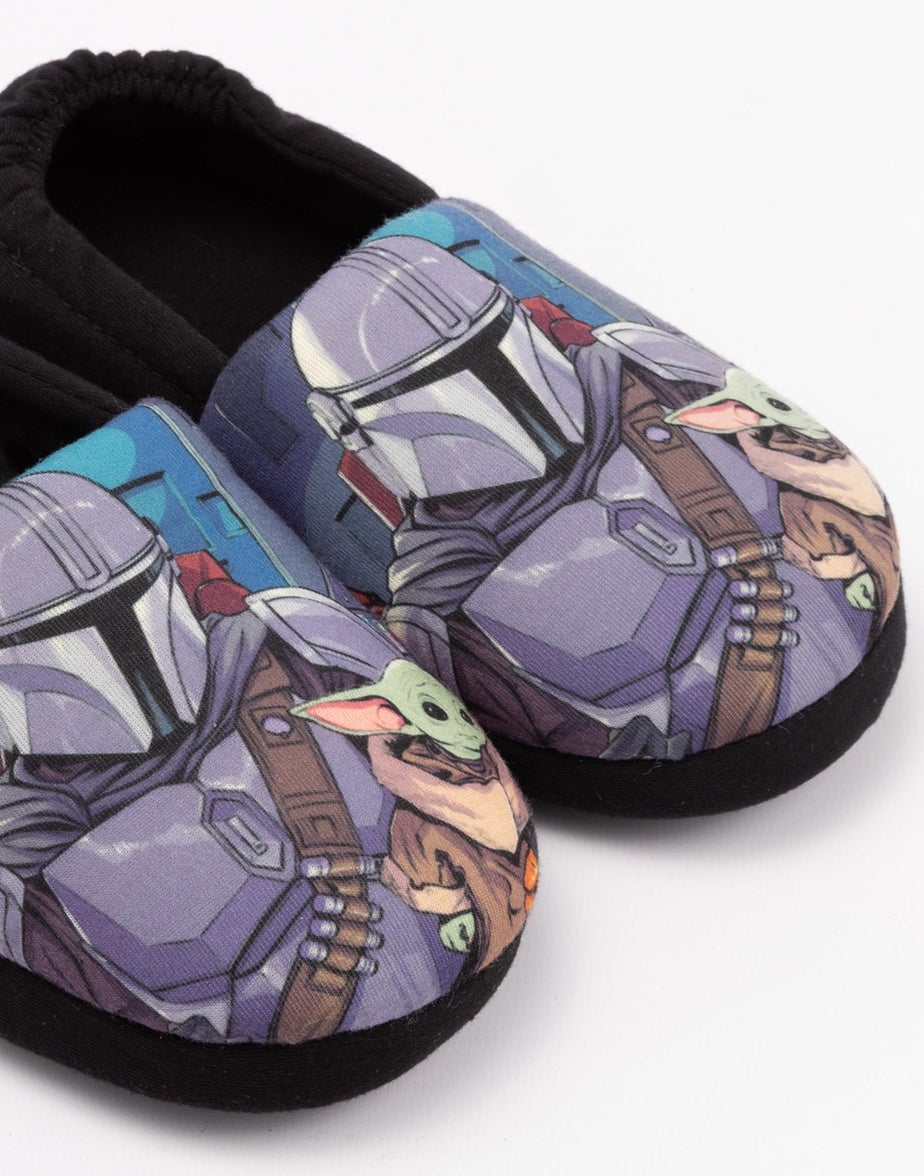 Star Wars Black The Mandalorian Kids Slippers (12-5 Older)