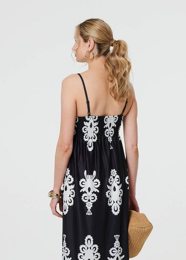 Izabel London Black & White Ikat Print Sleeveless Shirred Maxi Dress