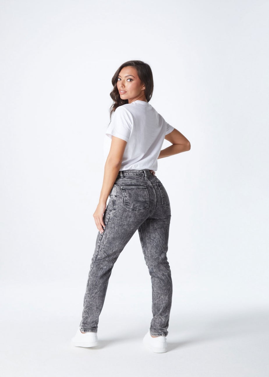 Urban Bliss Black Straight Leg Jean