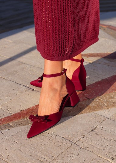 Linzi Orla Burgundy Scuba Low Block Court Heel
