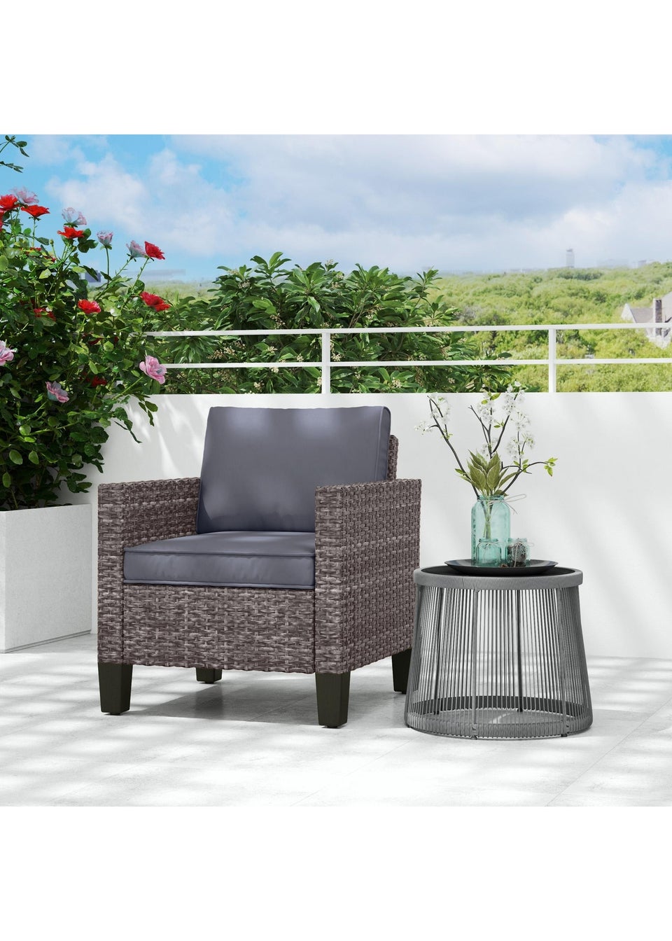 Outsunny Single Rattan Chair Garden Armchair with Cushions