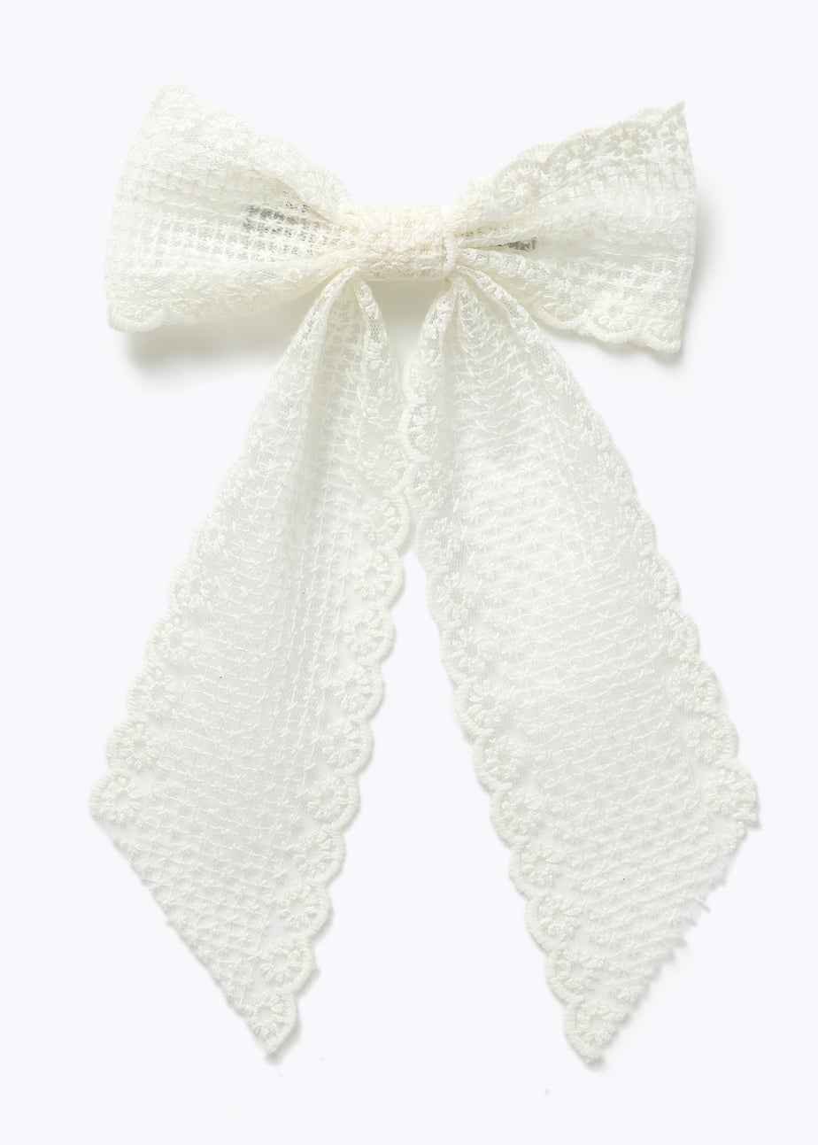Muse Cream Crochet Hair Bow Clip