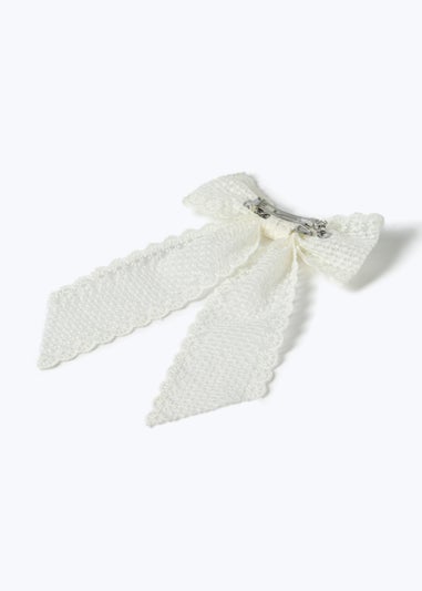 Muse Cream Crochet Hair Bow Clip