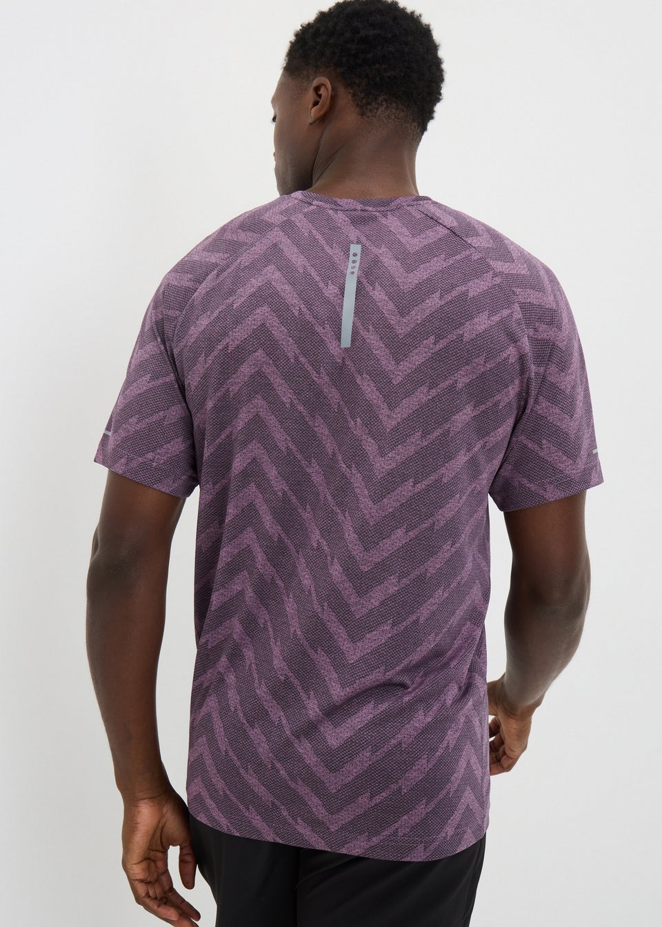 Souluxe Burgundy Jacquard Chevron T-Shirt
