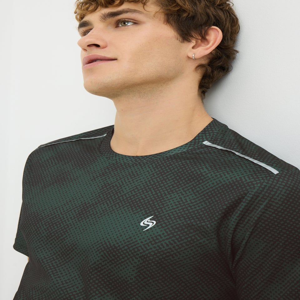 Souluxe Spot Print Sports T-Shirt