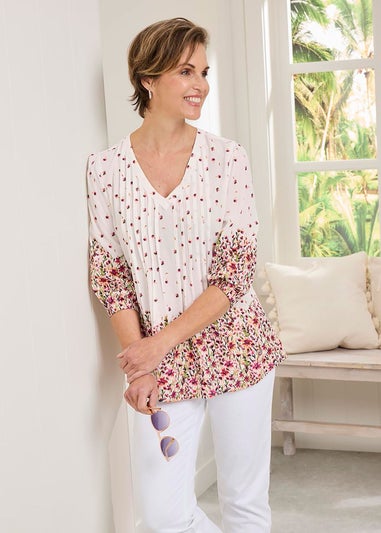 Cotton Traders Warm Cream 3/4 Sleeve V Neck Printed Crinkle Top
