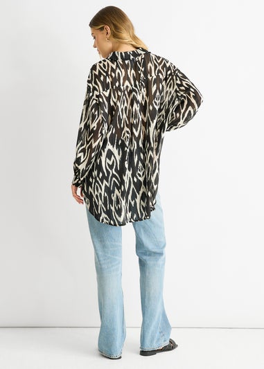 Gini London White Mono Abstract Print Oversized shirt