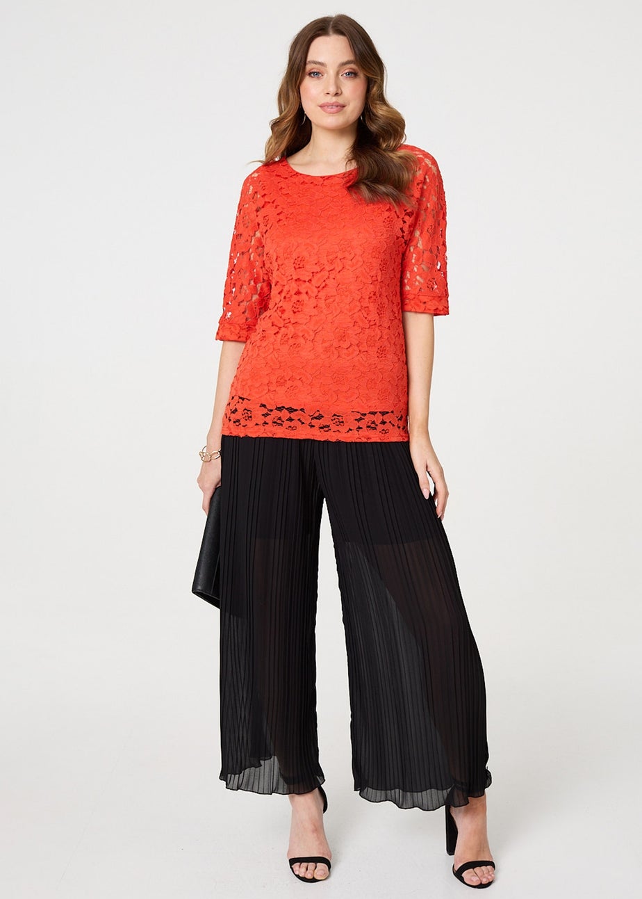 Izabel London Coral Floral Lace 3/4 Sleeve Relaxed Blouse