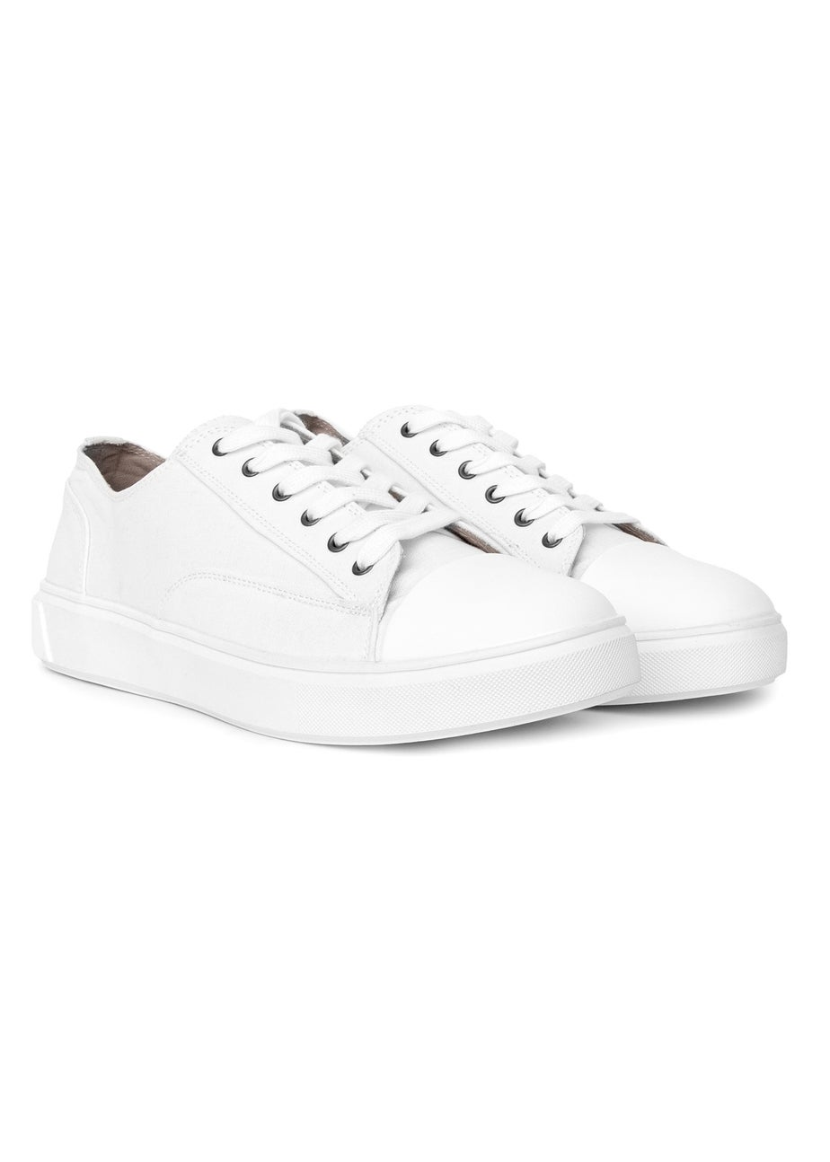 Duck & Cover White Nesta Trainers