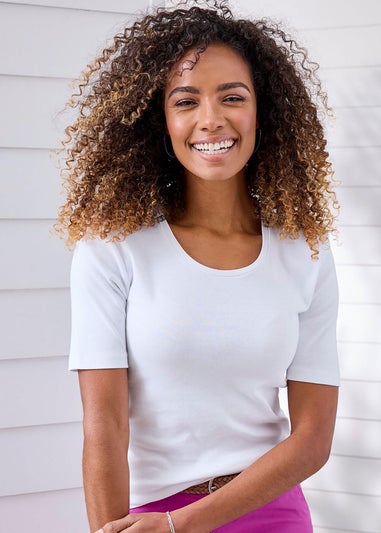 Cotton Traders White Wrinkle Free Short Sleeve Scoop Neck Top