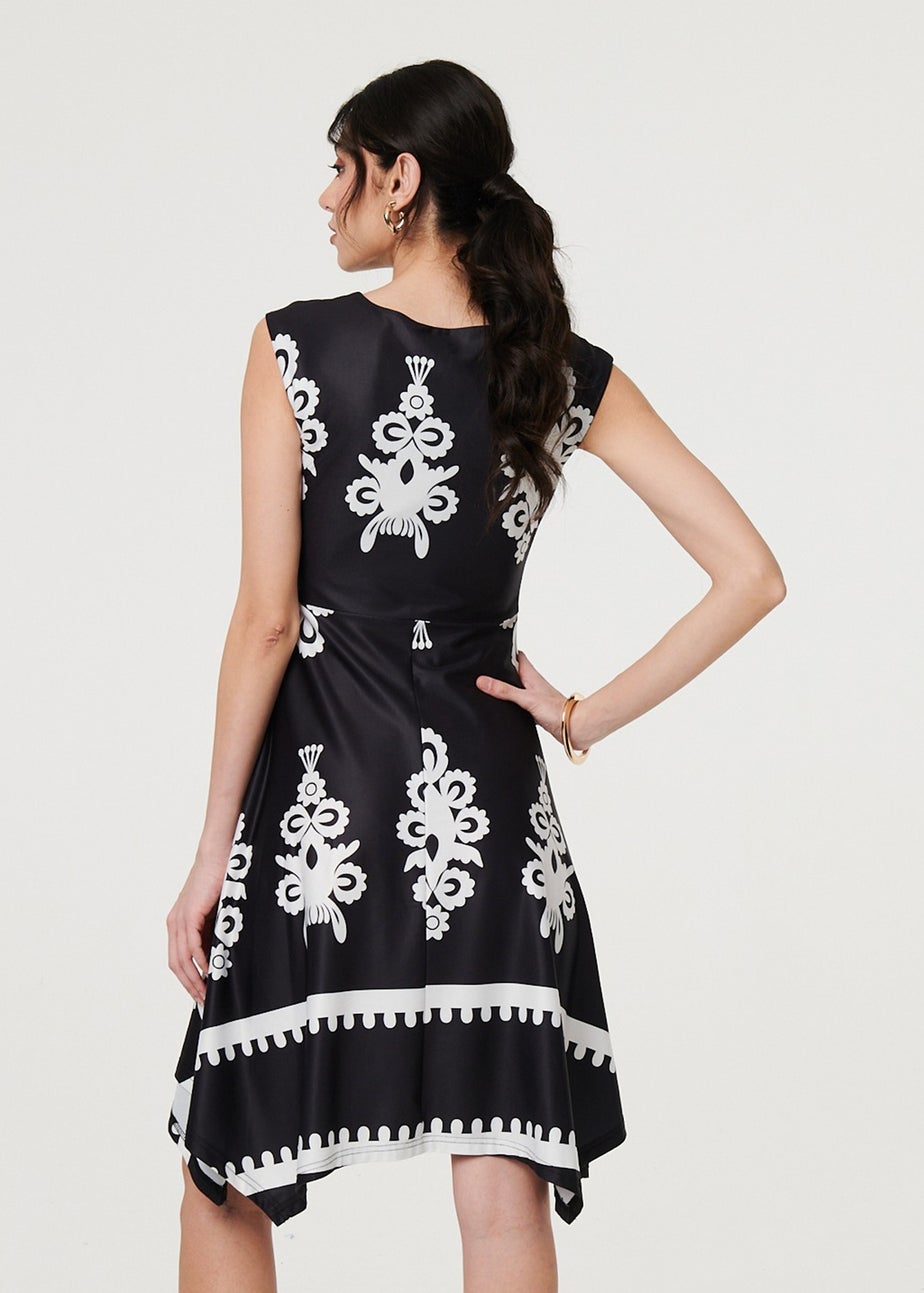 Izabel London Black & White Ikat Print Tie Front Knee Length Dress