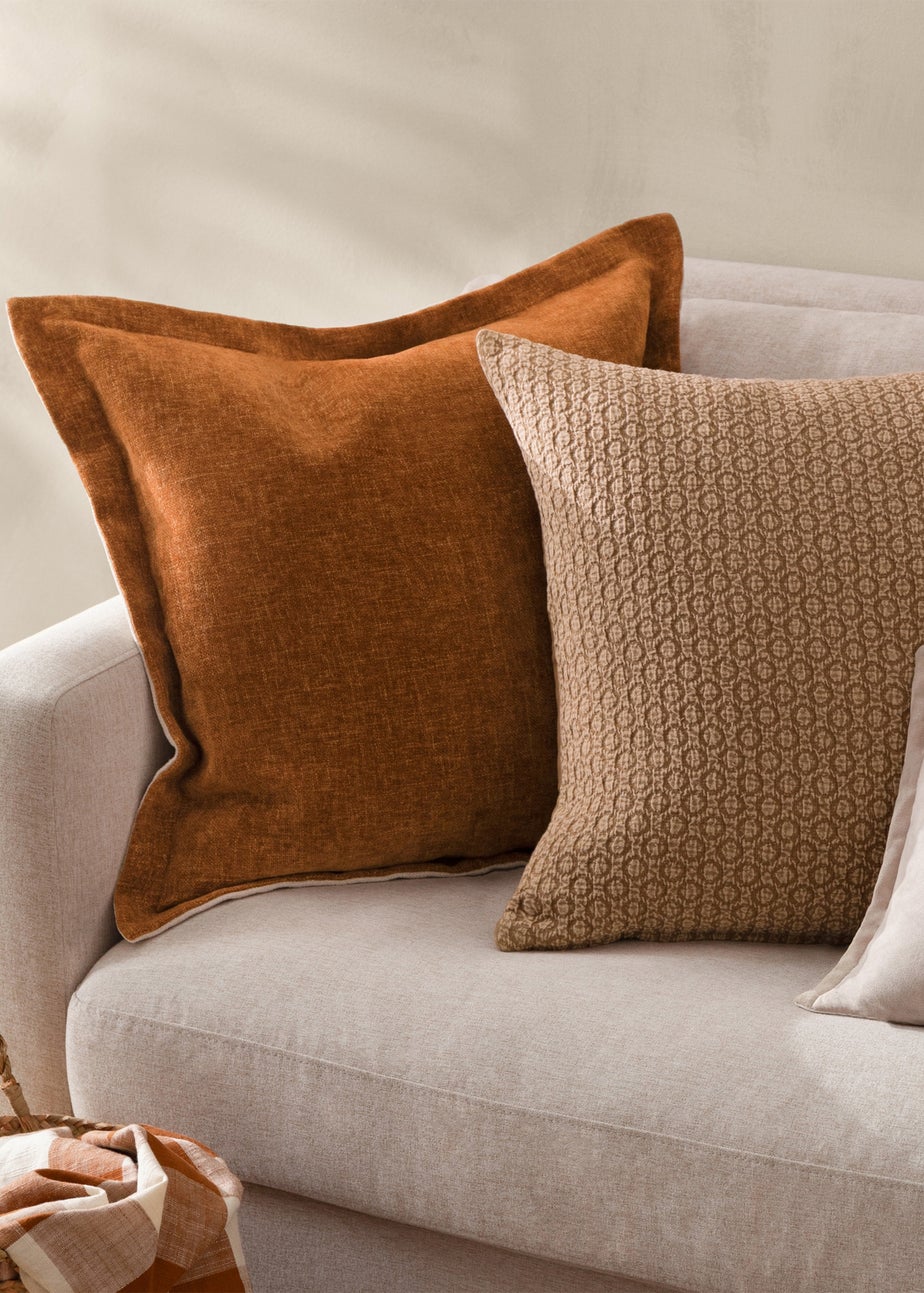 Yard Dune Chenille Rust Cushion (50 x 50 x 8 cm)