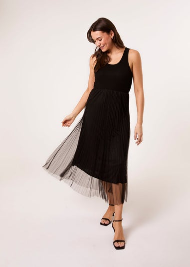 Blue Vanilla Black Crochet Top Pleat Dress