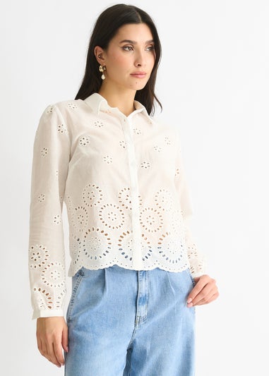 Gini London White Cotton Broderie Scallop Boxy Shirt Sequin V Neck Cami Top