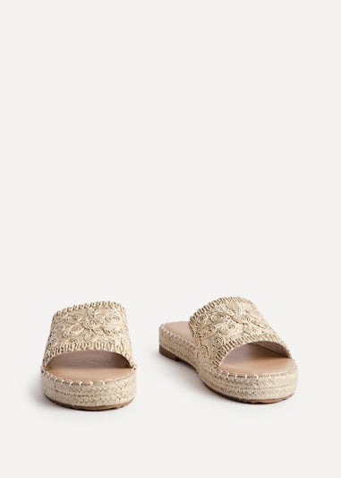 Linzi Savvy Gold Woven Flat Slider Sandal