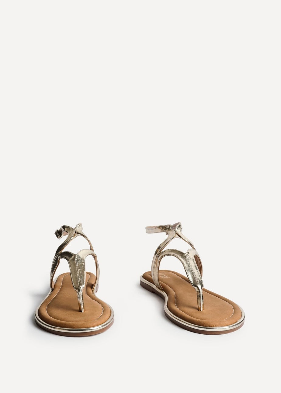 Linzi Trova Gold Toe Post Flat Sandals
