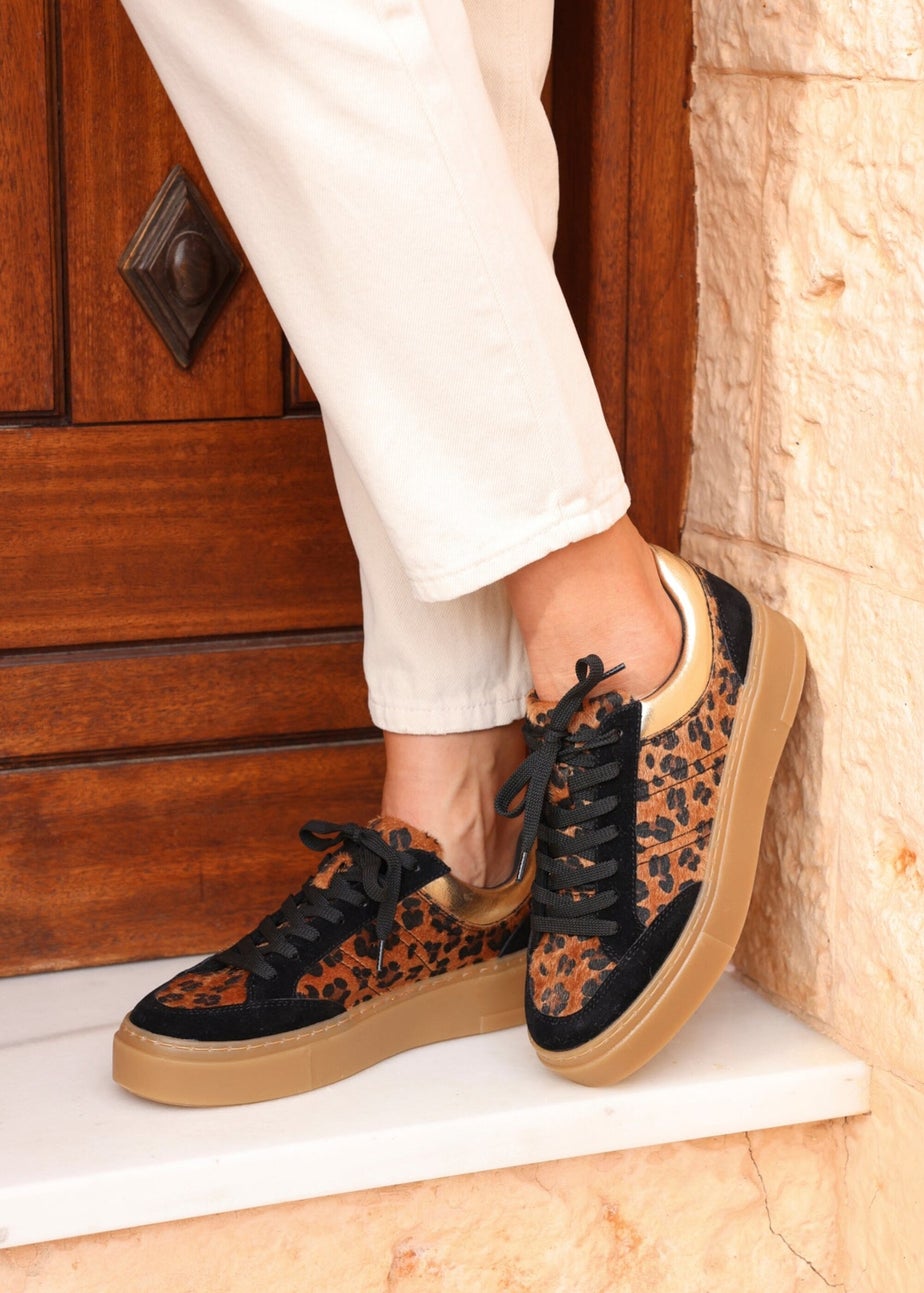 Linzi Nyra Leopard Print Lace Up Flatform Trainers