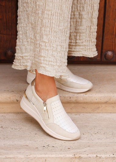 Linzi Madison Beige Faux Leather Platform Trainer