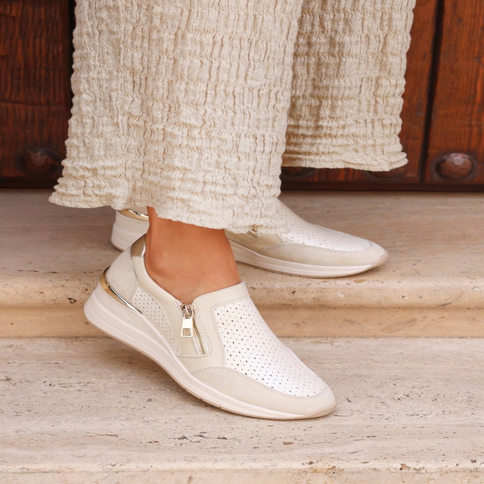 Linzi Madison Beige Faux Leather Platform Trainer