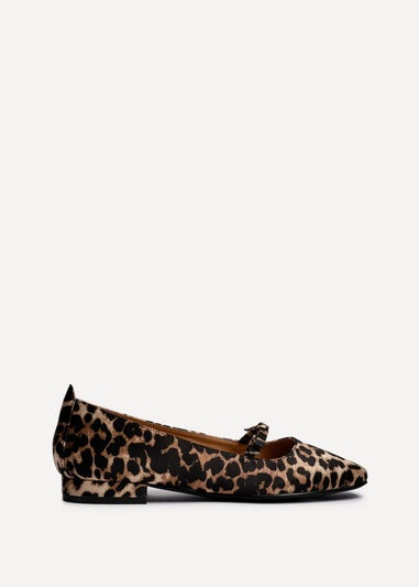 Linzi Cressida Leopard Print Ballet Pump