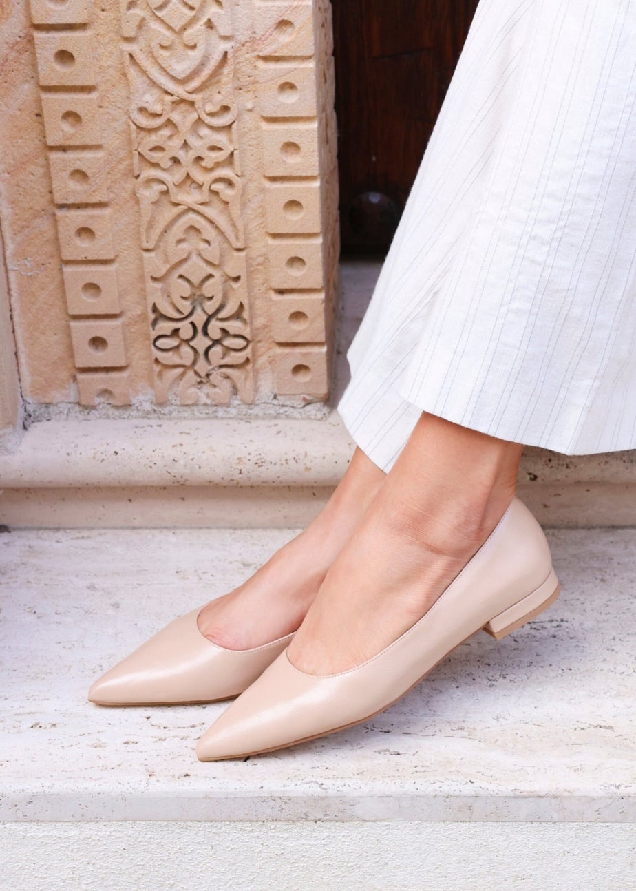 Linzi Orian Sand Faux Leather Pointed Toe Ballet Flats