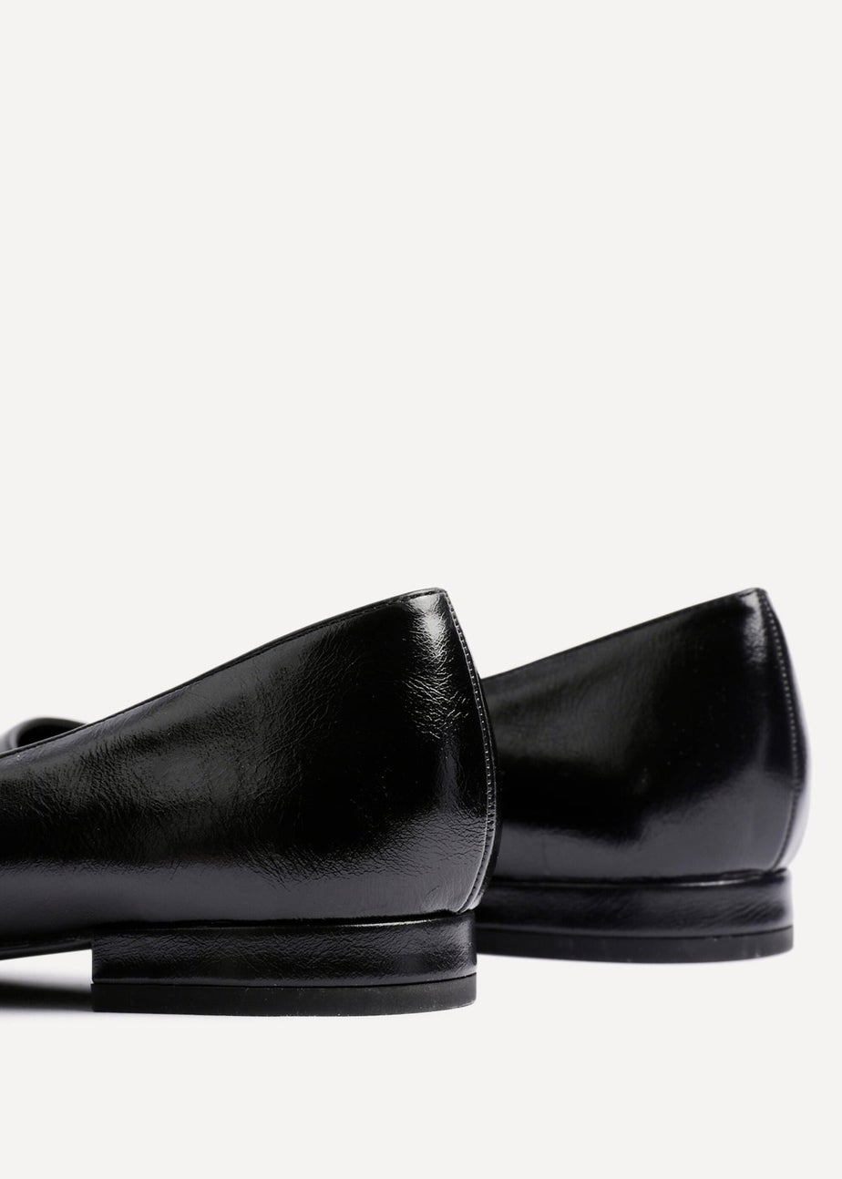 Linzi Orian Black Faux Leather Pointed Toe Ballet Flats