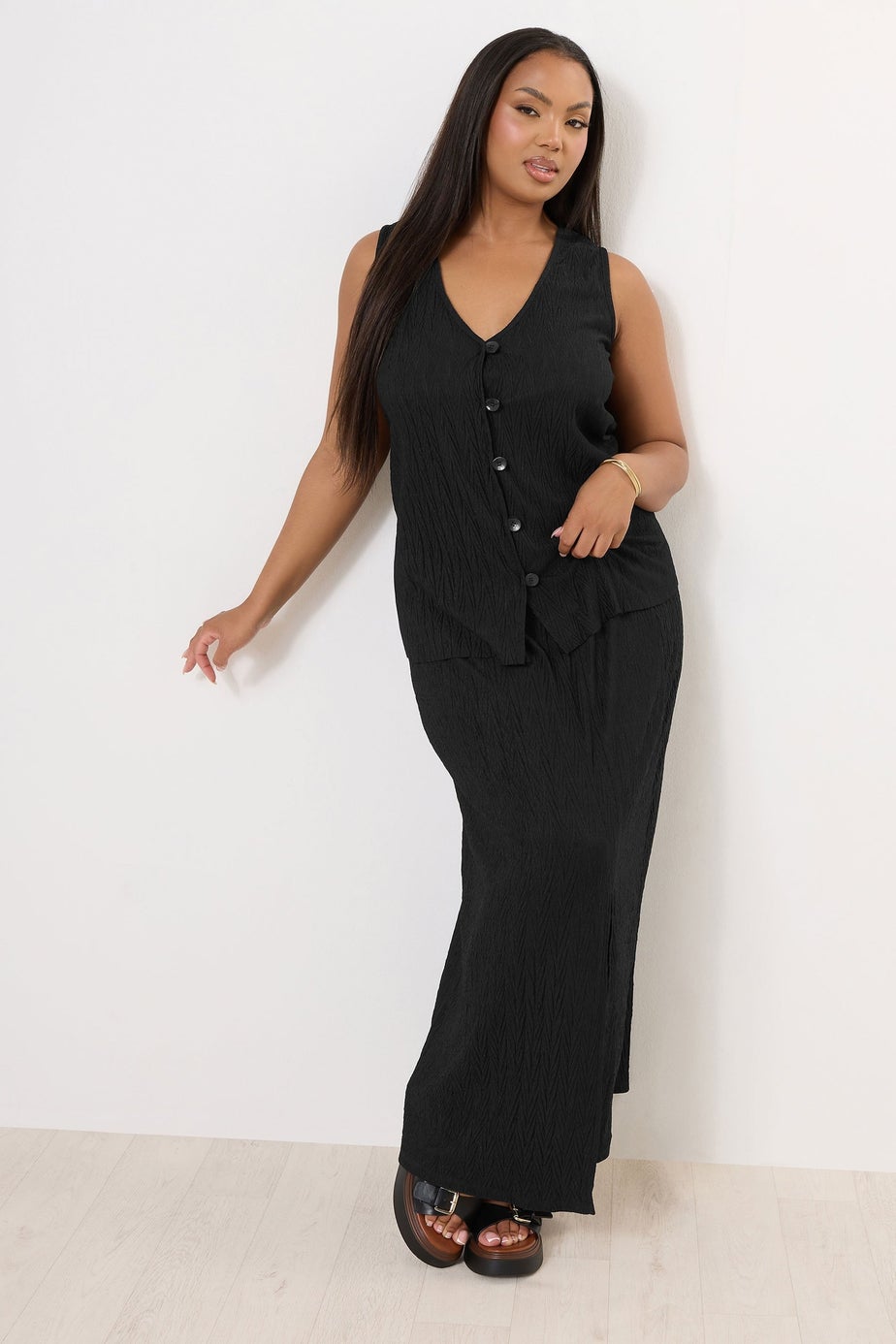 Yours Curve Black Crinkle Plisse Waistcoat
