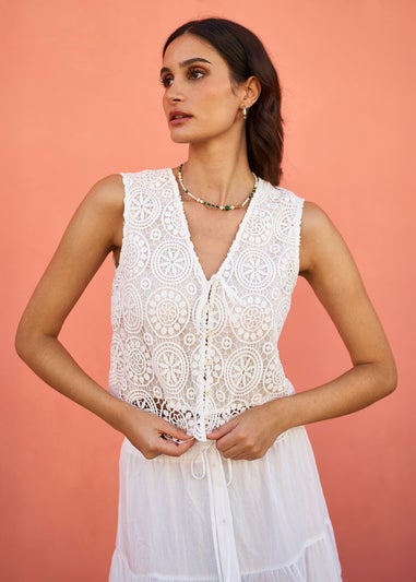 Yumi White Crochet Lace Tie Waistcoat