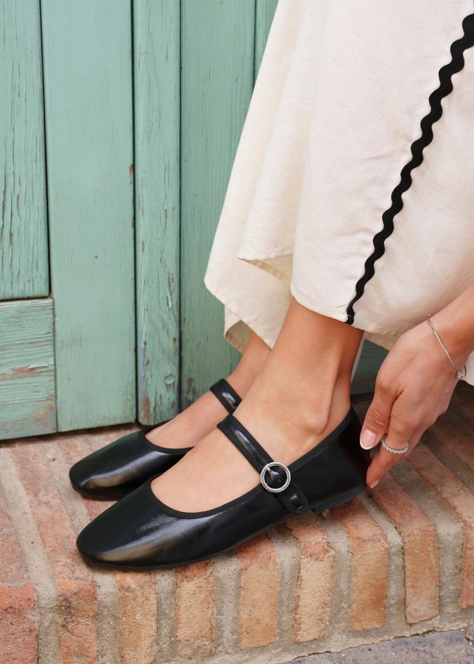 Linzi Graceful Black Faux Leather Ballet Pumps