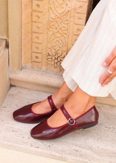 Linzi Graceful Burgundy Faux Leather Ballet Pumps