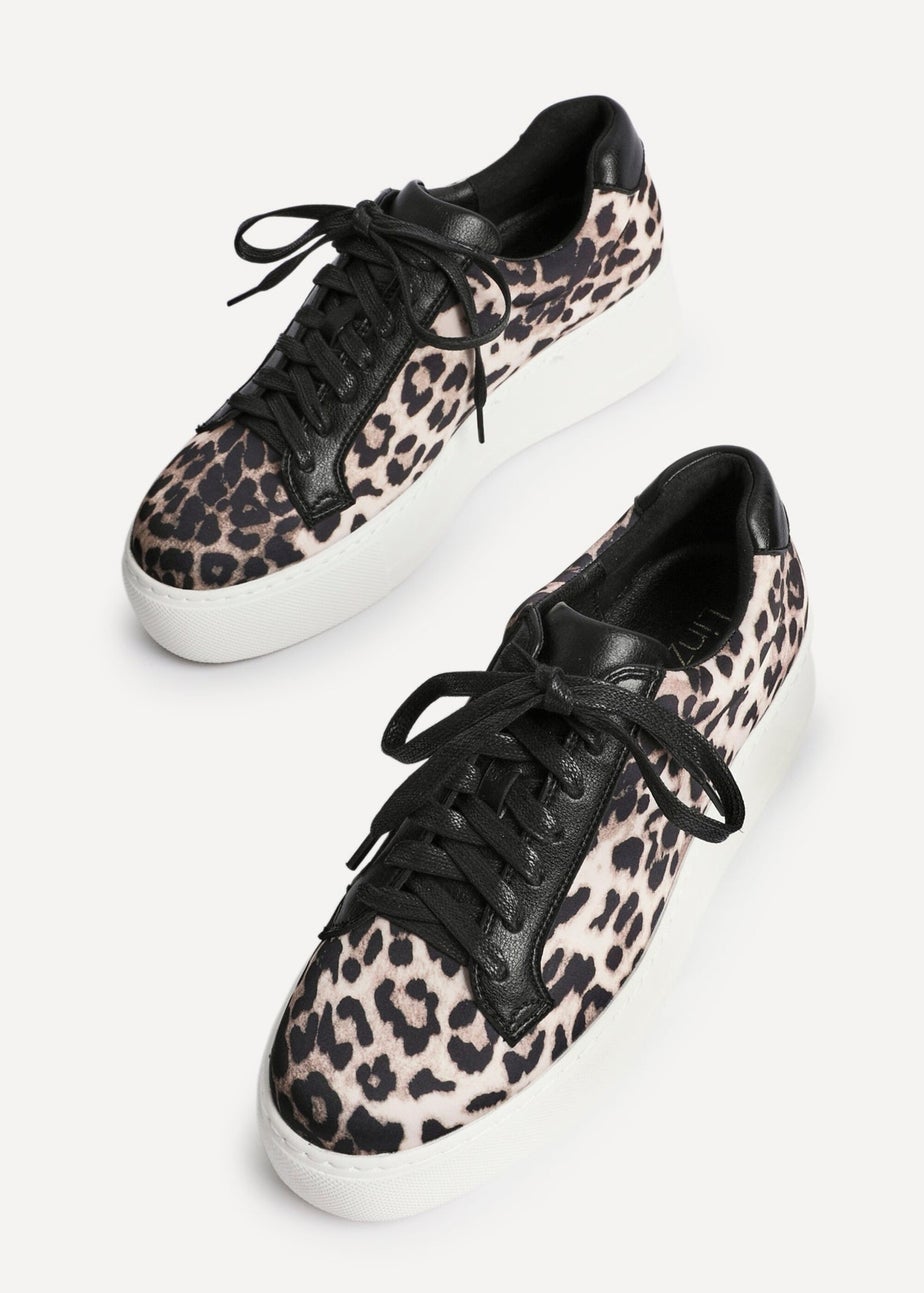 Linzi Twyla Leopard Print Platform Trainer
