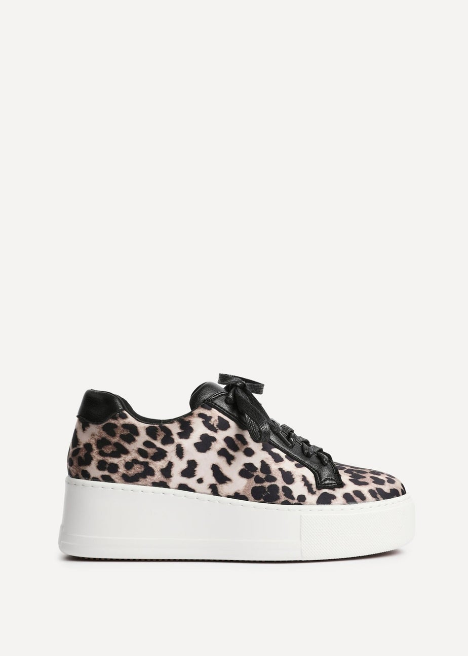 Linzi Twyla Leopard Print Platform Trainer