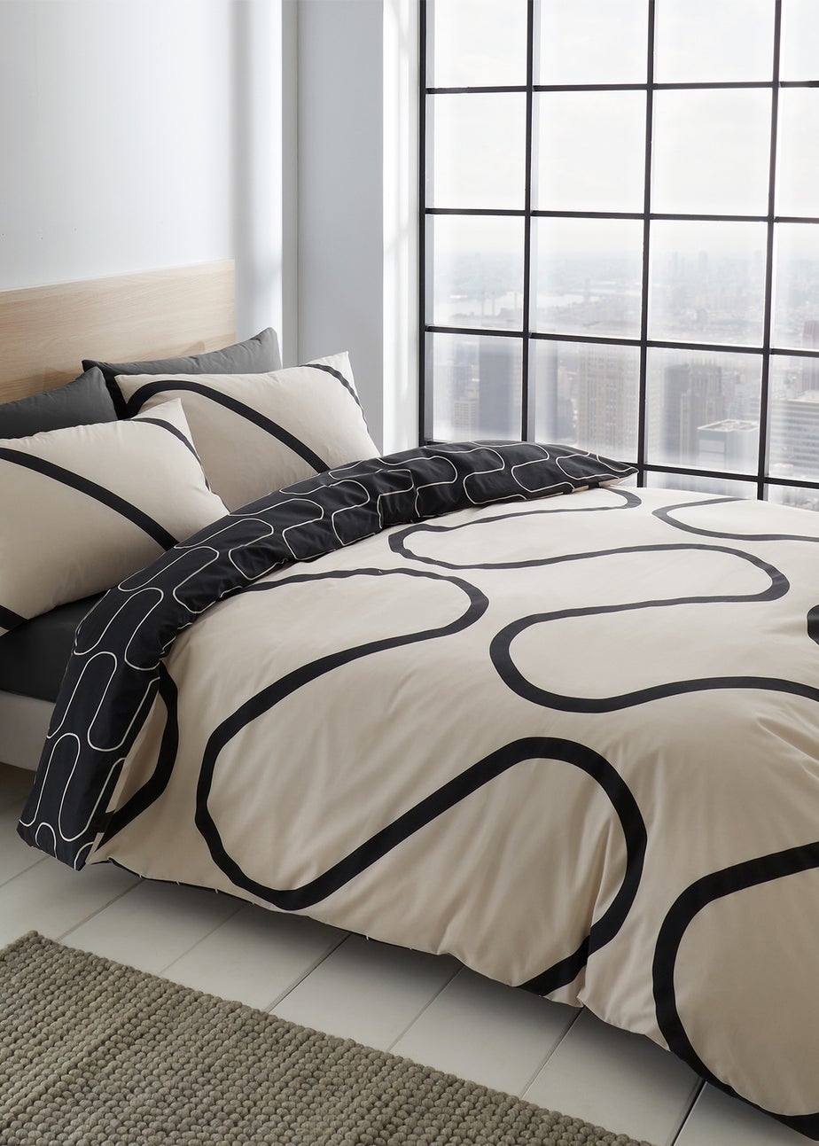Catherine Lansfield Linear Curve Geometric Black Reversible Duvet Cover Set