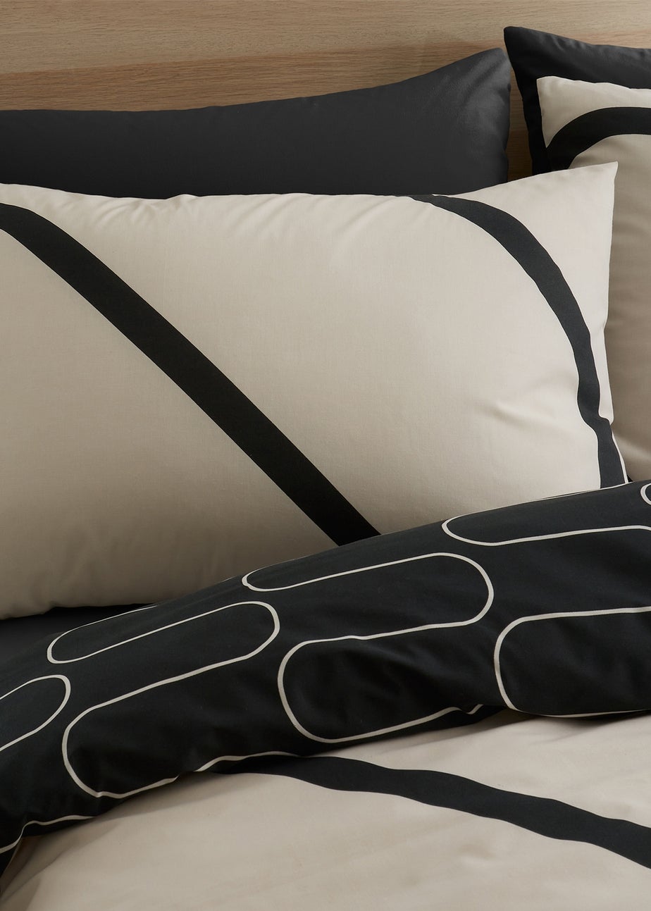 Catherine Lansfield Linear Curve Geometric Black Reversible Duvet Cover Set
